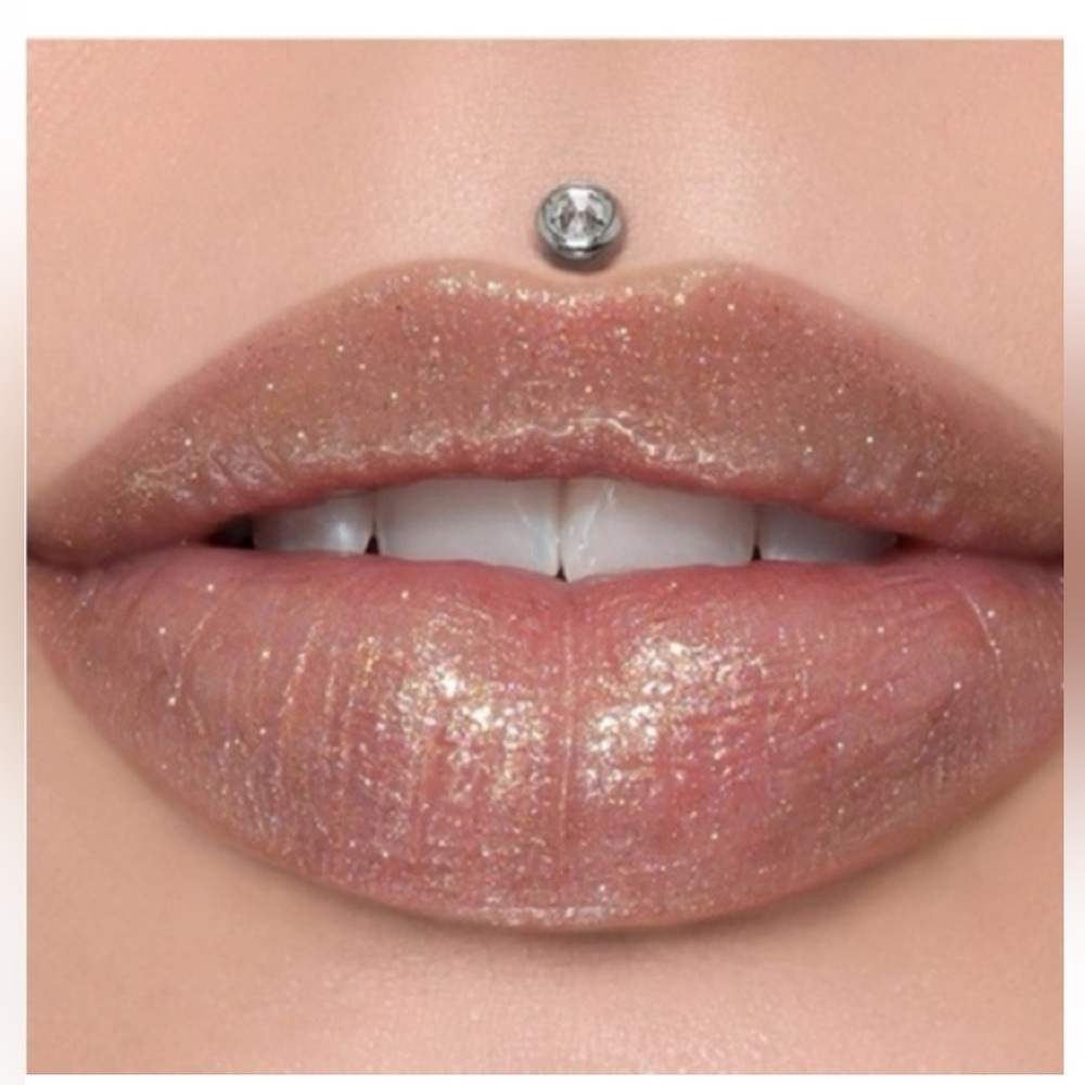 Jeffree Star The Gloss “Beaded Glass”